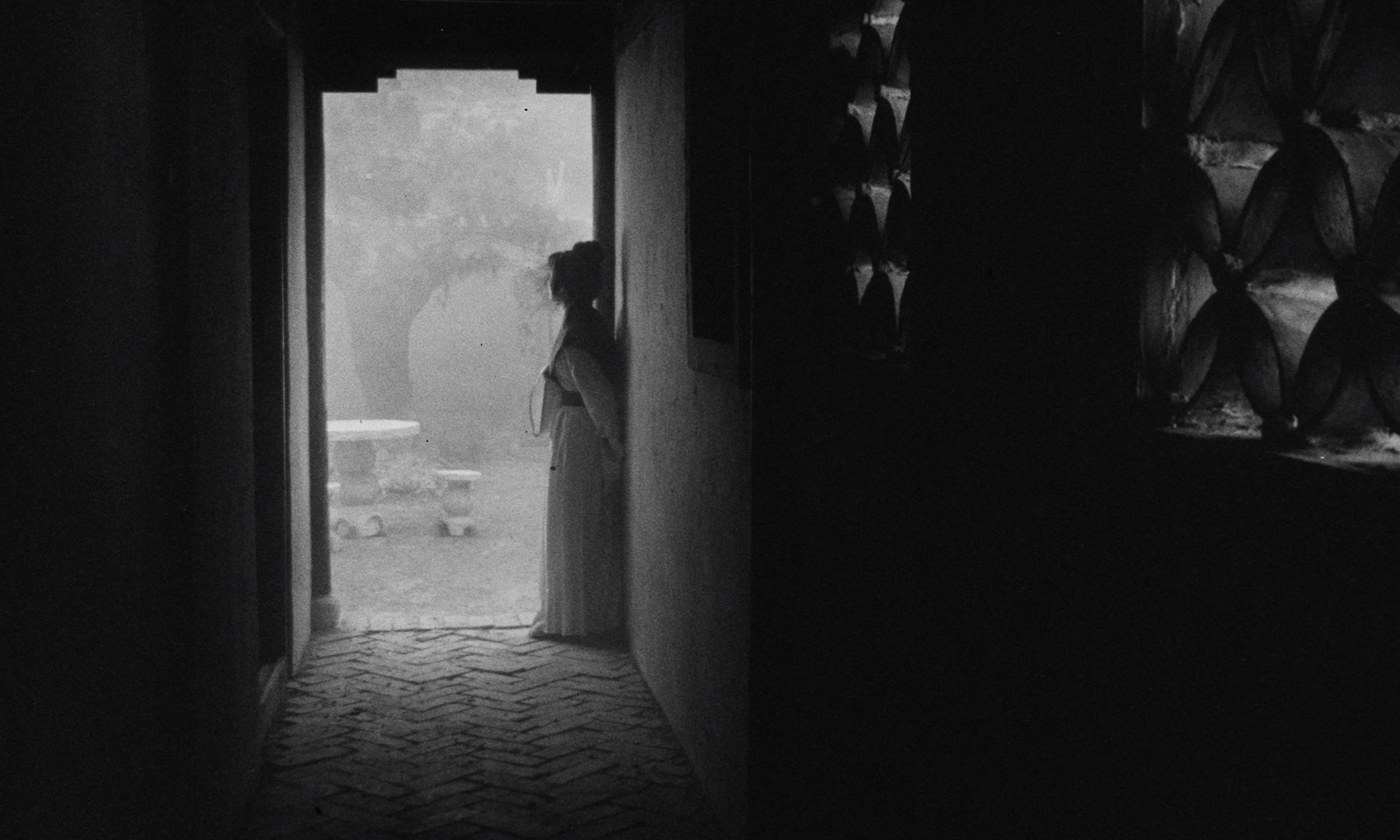 저항하는 형식, 저항하는 메시지