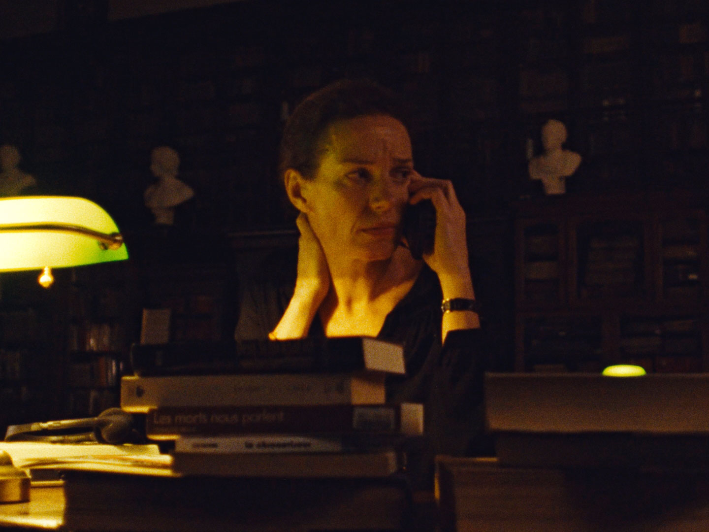 은둔형 진실, 안락의자 영화