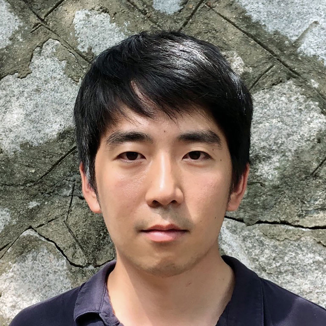밤 산책의 서정을 조형하다